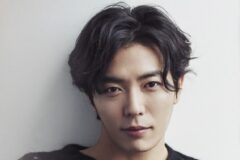김재욱
